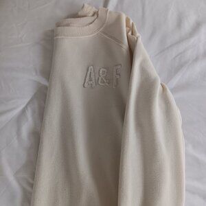Womens crew neck sweatshirt